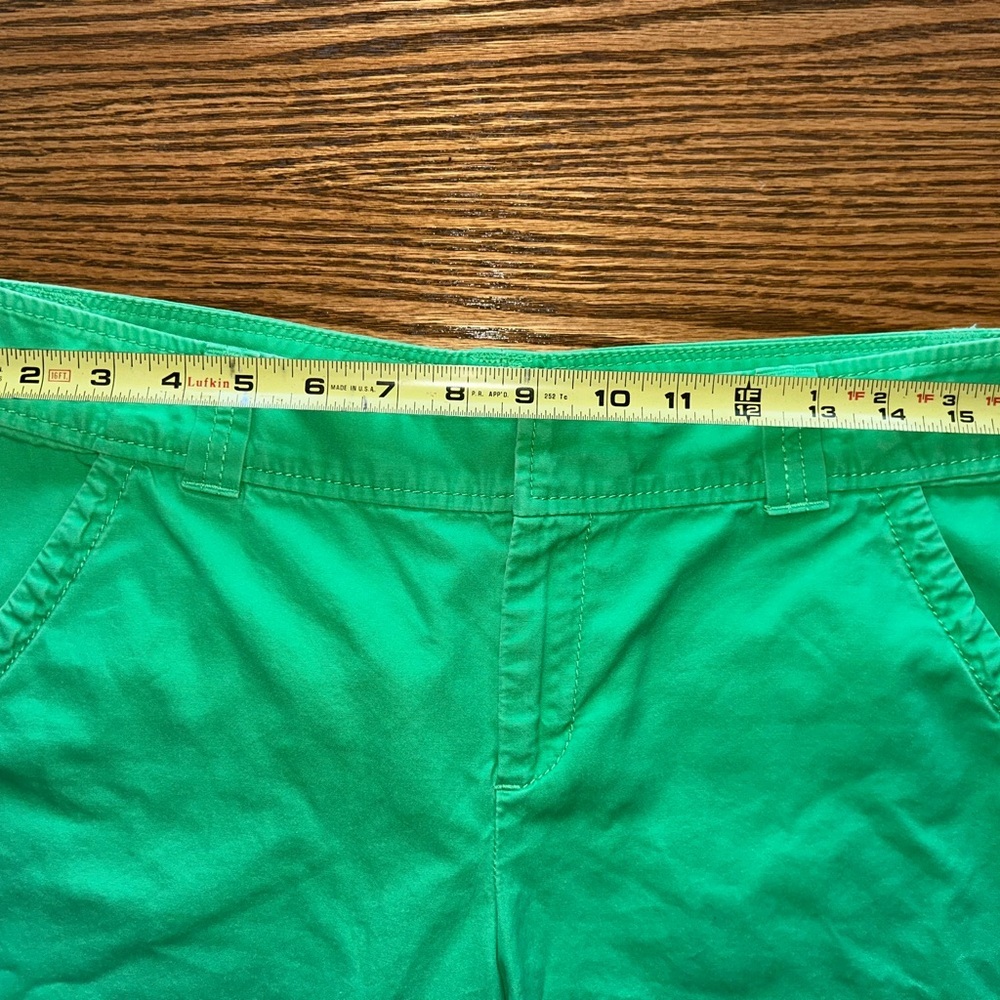 Lilly Pulitzer Bright Green Women's Bermuda Shorts Size 8 - Picture 6 of 11